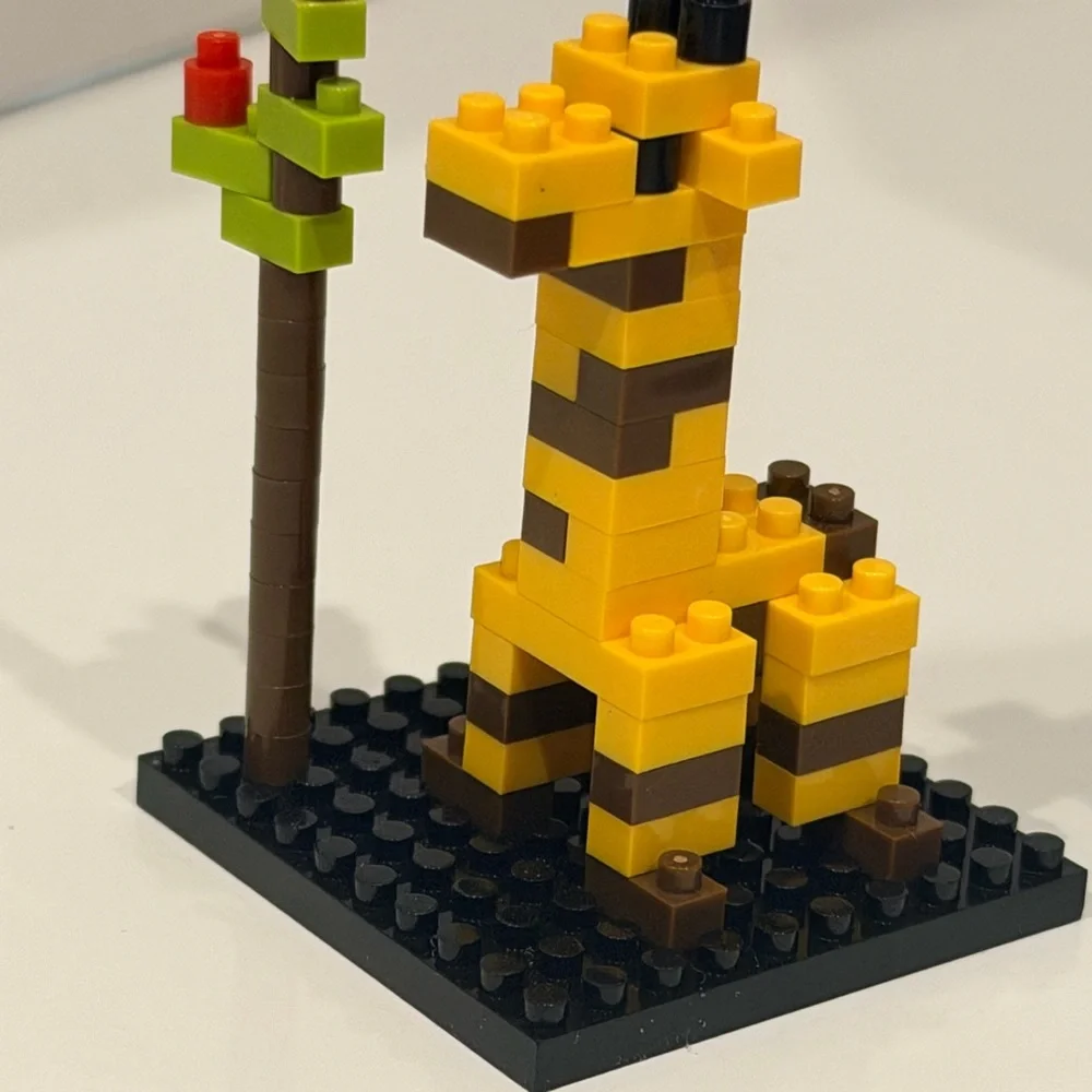 15 Giraffe Building Blocks Toy - Yellow